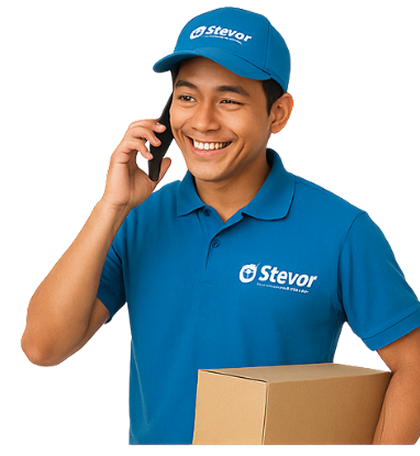 Seorang driver sedang melakukan panggilan telepon